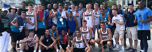 The men’s basketball team went to Cuba, where they explored Havana and Trinidad