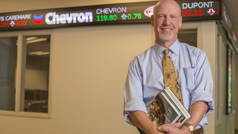 A portrait of Jeffrey Pinto, professor of management at Penn State Behrend