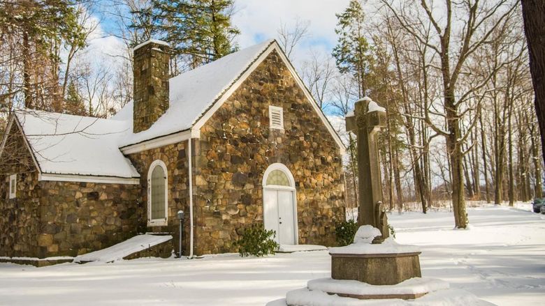 The Behrend Chapel in Wintergreen Gorge Cemetery