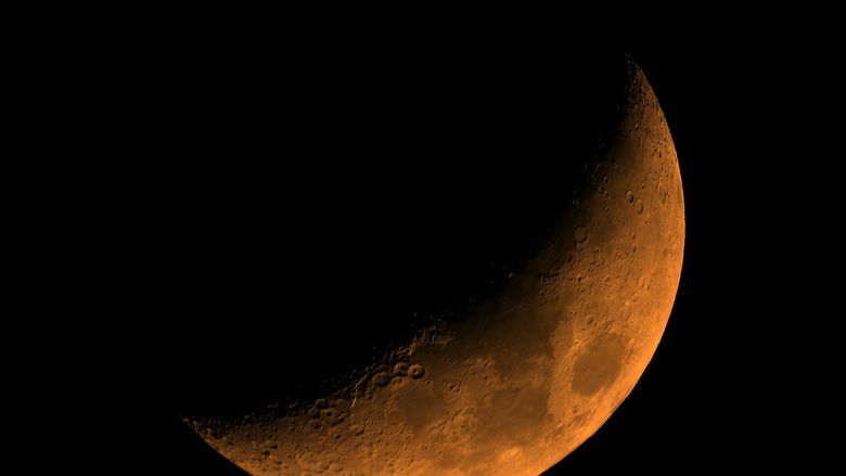 An image of the moon.