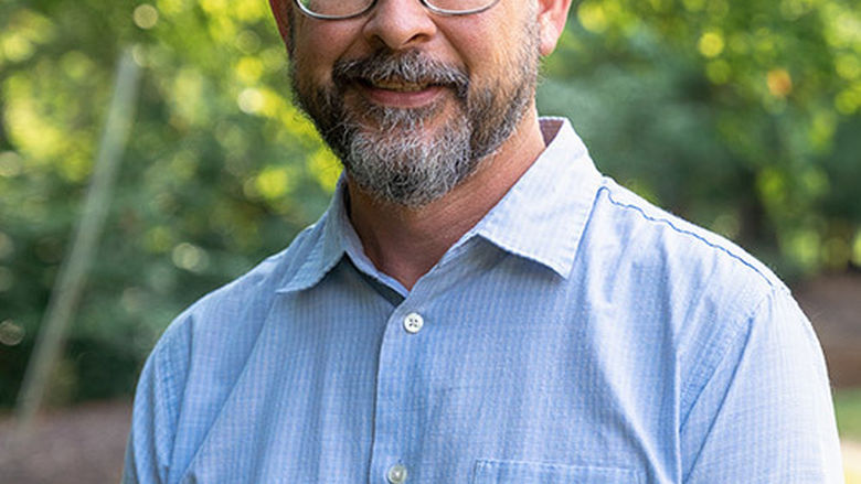 A portrait of the poet Matthew Roth
