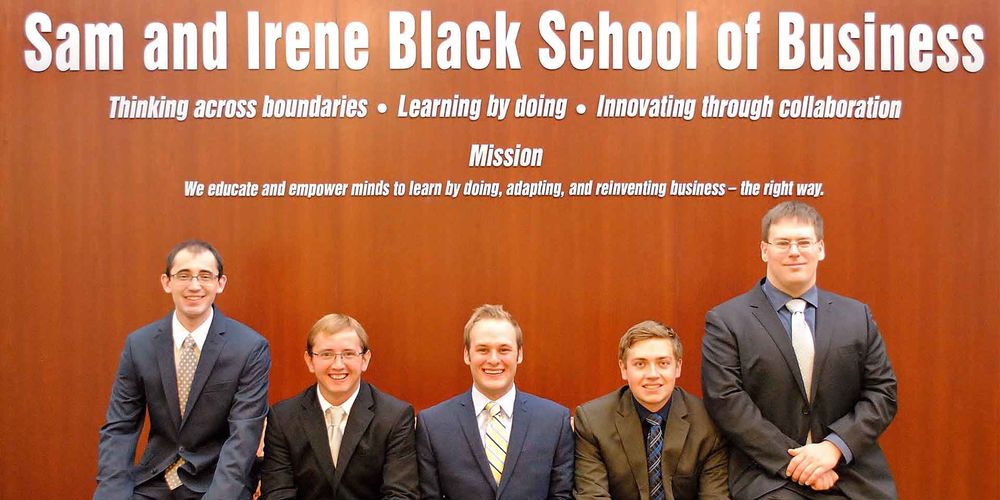 Students to represent Penn State Behrend at CFA Investment Challenge. Students to represent Penn State Behrend at CFA Investment Challenge.