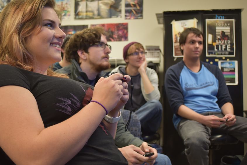 Tiffany Eichler, a senior psychology major from Zelienople, Pa, plays Nintendo Switch during Extra Life 2017.