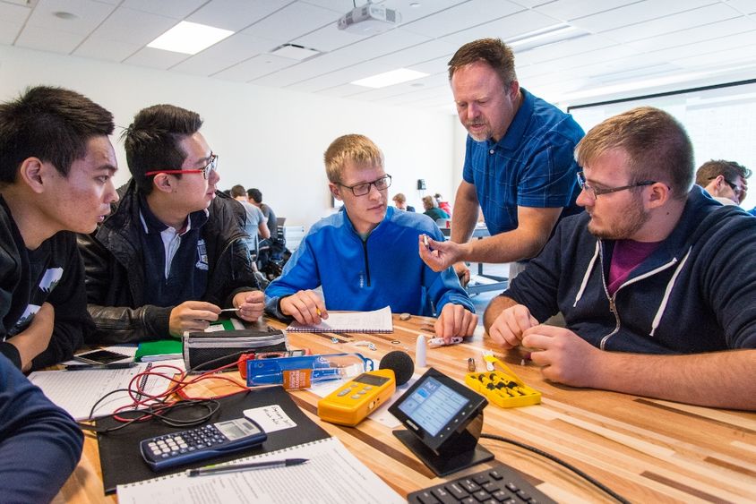 Students work on a design project at the School of Engineering at Penn State Behrend.