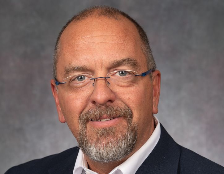 A portrait of Penn State Behrend faculty member Christopher Harben.