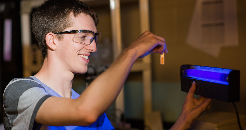 Chemistry major helps in search for cheaper solar energy. 