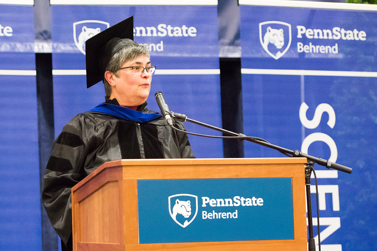 Dr. Soledad Traverso at podium