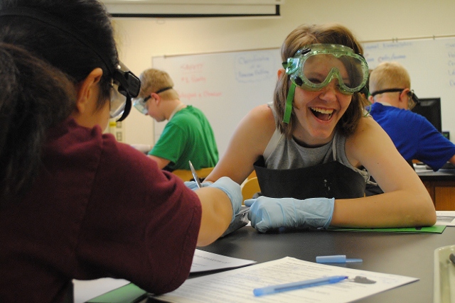 College for Kids Biology Program